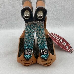 Showman Vachetta Leather & Bling Stirrups
New Rubber Grip 6.75”
